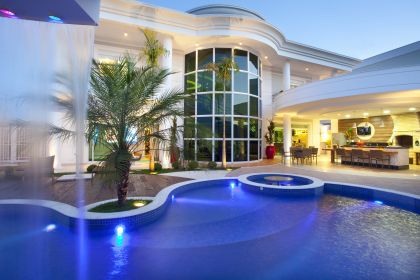 Material de imprensa — Artigo 2 Piscinas Contemporâneas