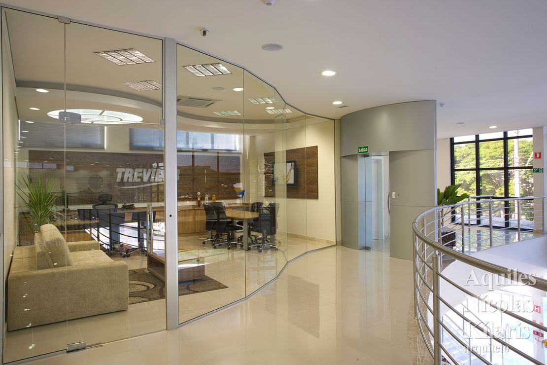 Arquiteto - Aquiles NÃcolas KÃlaris - Projetos Corporativos - Trevilub