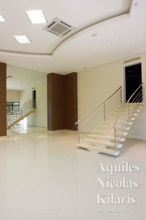 Arquiteto - Aquiles NÃcolas KÃlaris - Projetos Corporativos - Trevilub
