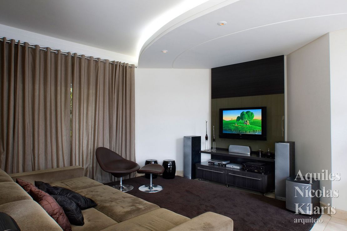 Arquiteto - Aquiles NÃcolas KÃlaris - Residential Projects - The countryside in the city