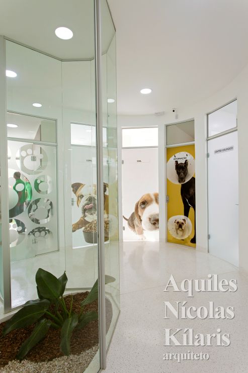 Arquiteto - Aquiles NÃcolas KÃlaris - Projetos Corporativos - ClÃnica Veterinária