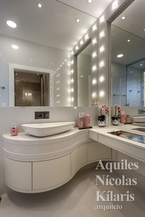 Arquiteto - Aquiles NÃcolas KÃlaris - Residential Projects - Classic House