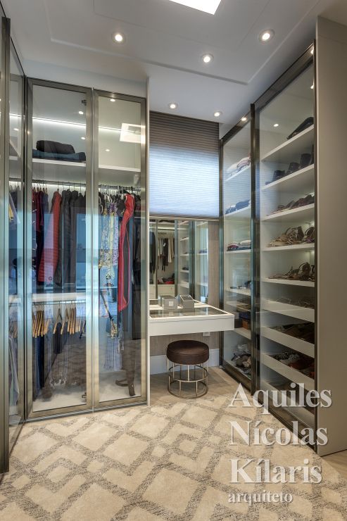 Arquiteto - Aquiles NÃcolas KÃlaris - Residential Projects - Classic House