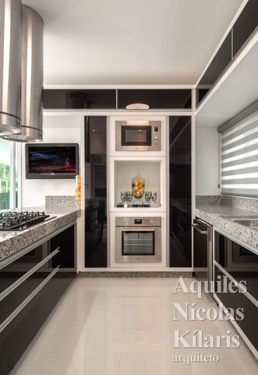 Arquiteto - Aquiles NÃ­colas KÃ­laris - Residential Projects - De La Torre House