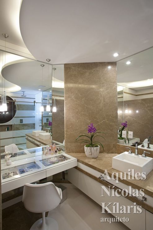 Arquiteto - Aquiles NÃcolas KÃlaris - Residential Projects - Curved Houses in the Neoclassical