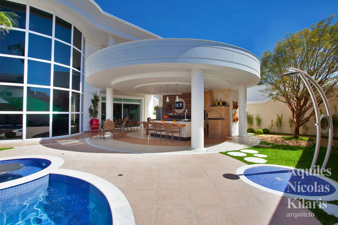 Arquiteto - Aquiles NÃcolas KÃlaris - Residential Projects - Curved Houses in the Neoclassical